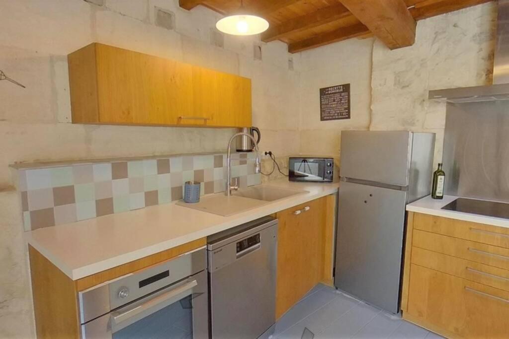 Maison De Charme Dans Le Centre Historique , Wifi Clim 6 Pers Calme Et Confort Διαμέρισμα Αρλ Εξωτερικό φωτογραφία